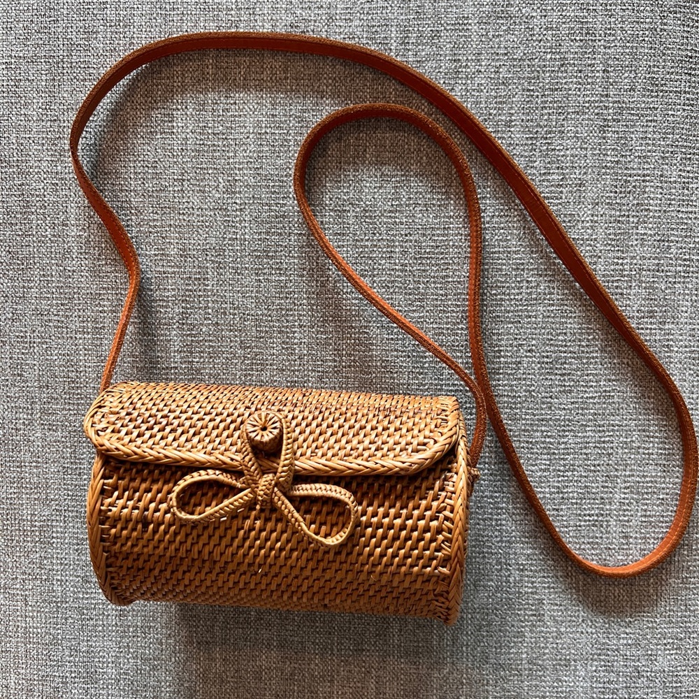 Woven Straw Crossbody Bag in Tan
